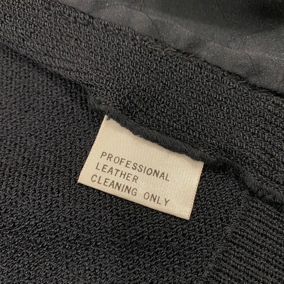 ST. JOHN COLLECTION Vintage Black Blazer - Picture 9 of 9